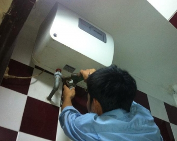Sửa bình nóng lạnh tại nhà Hà Nội